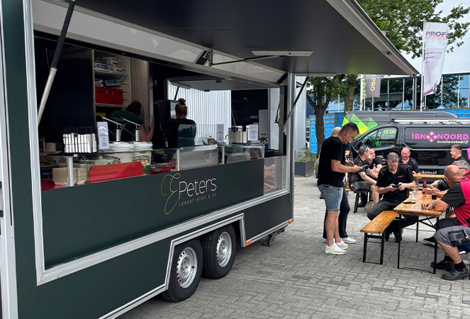 Epeters Bouwvak borrel Ter Apel lekker eten